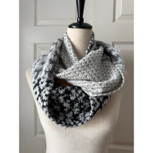 J. Jill Gray White Chunky Knit Infinity Scarf